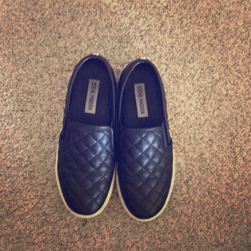 Steve Madden slide on sneakers